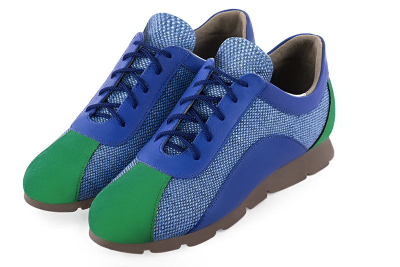 Emerald green and electric blue women's two-tone elegant sneakers. Round toe. Flat rubber soles. Front view - Florence KOOIJMAN